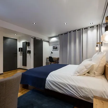 Les Suites Sainte Claire Annecy Exterior photo