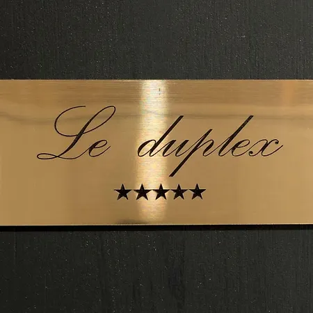 Les Suites Sainte Claire Annecy Exterior photo